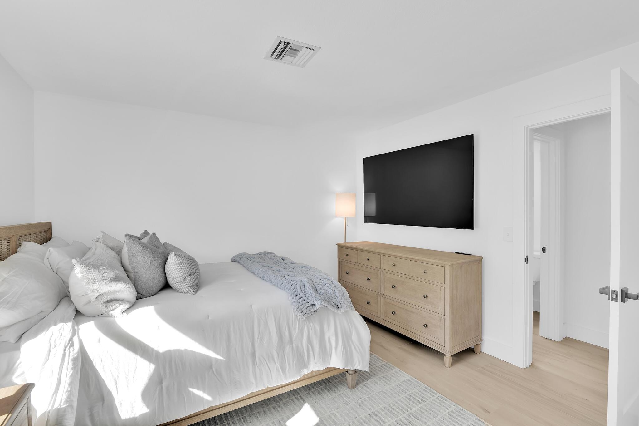 TRADE WINDS ESTATES FIRST ADD - Residential Lease