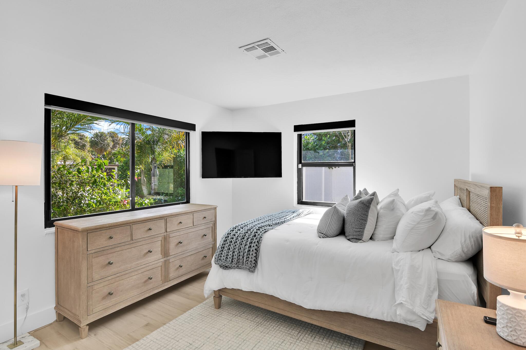 TRADE WINDS ESTATES FIRST ADD - Residential Lease