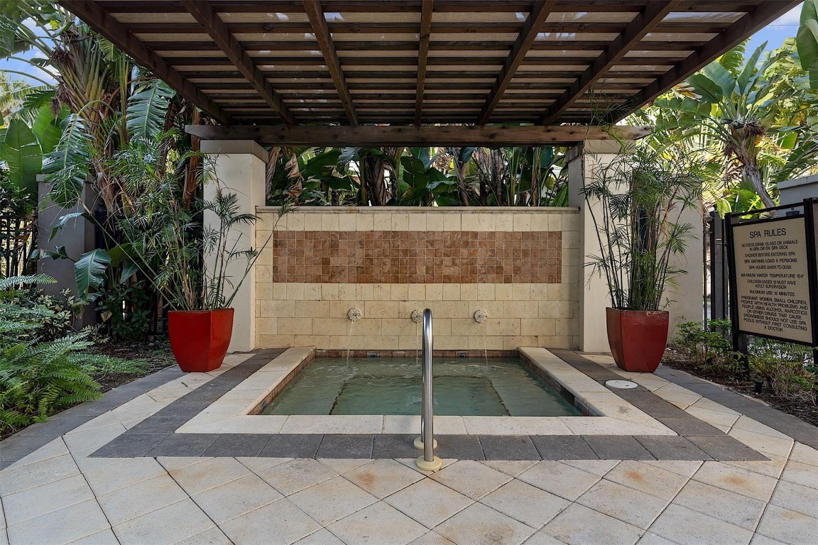 Lauderdale One - Residential