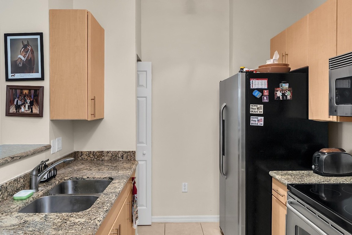 Lauderdale One - Residential