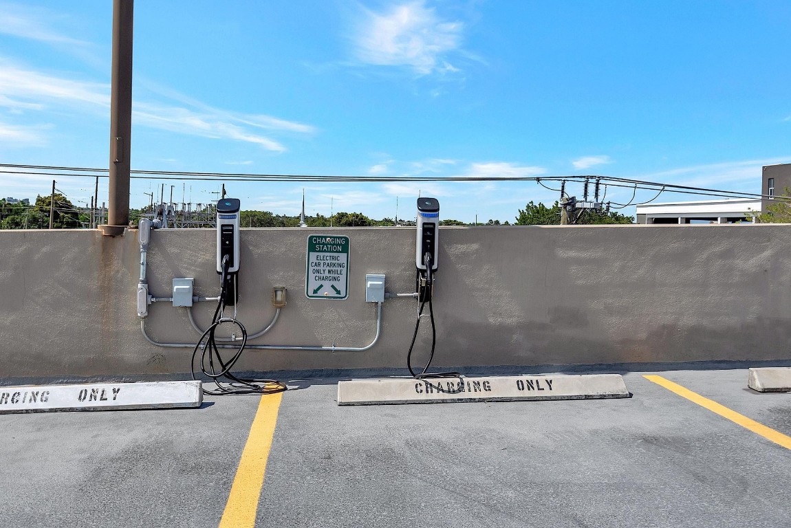 Lauderdale One - Residential