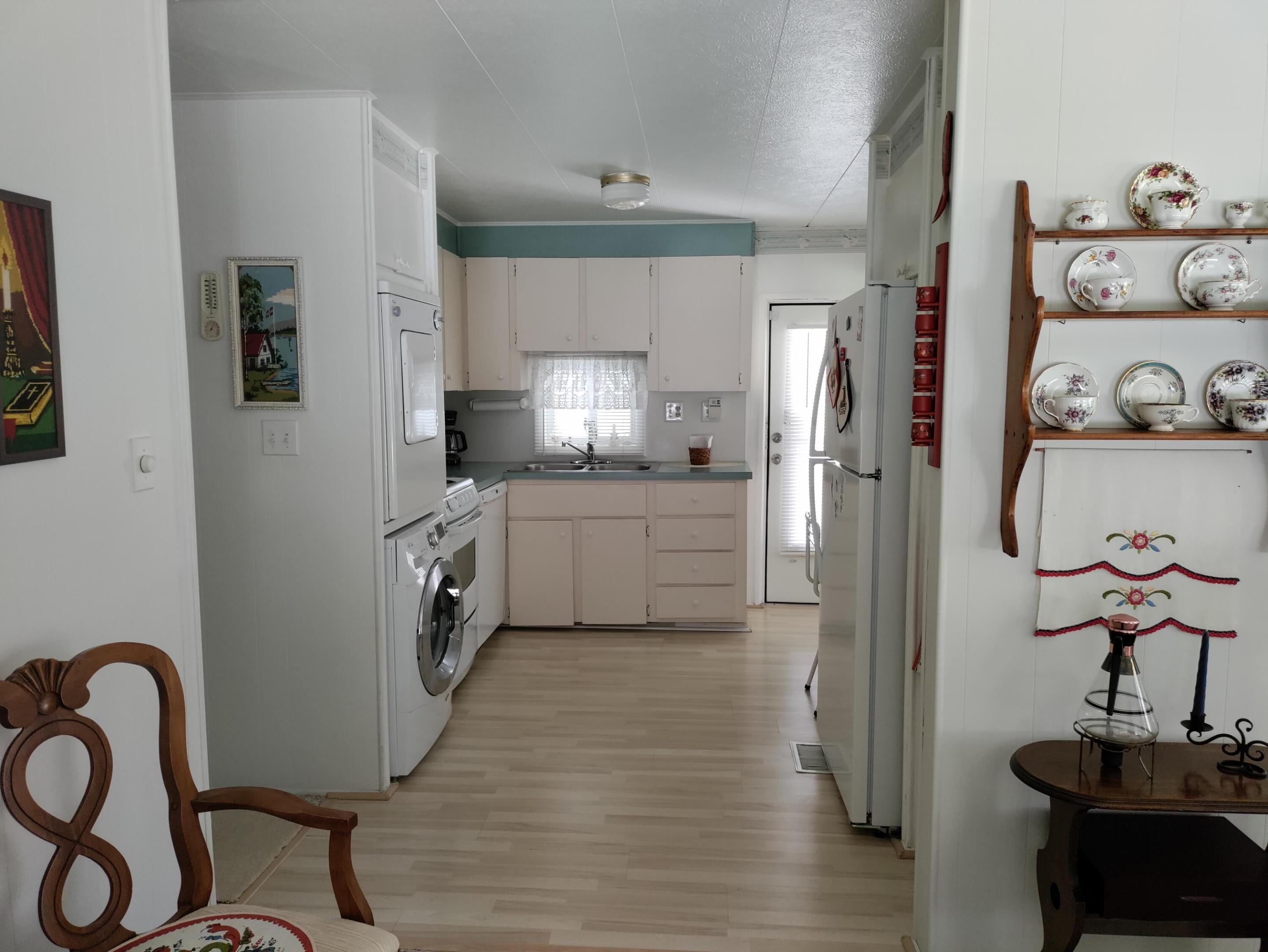 WEST LAKES OF BOCA RATON INC - Residential