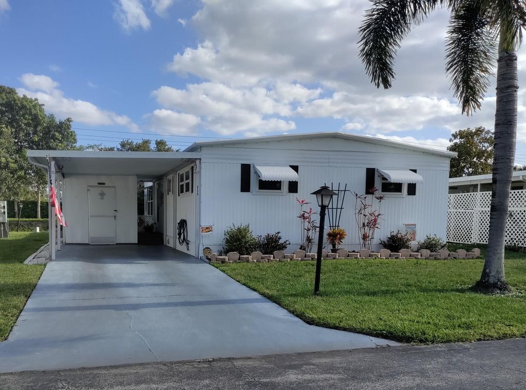 Photo of 8270 South Street, Boca Raton, FL 33433 (MLS # B26027240)