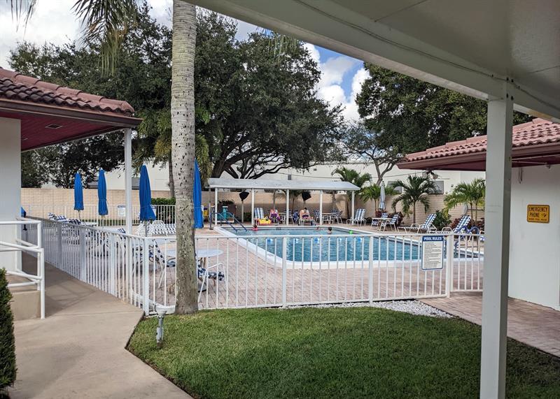 WEST LAKES OF BOCA RATON INC - Residential