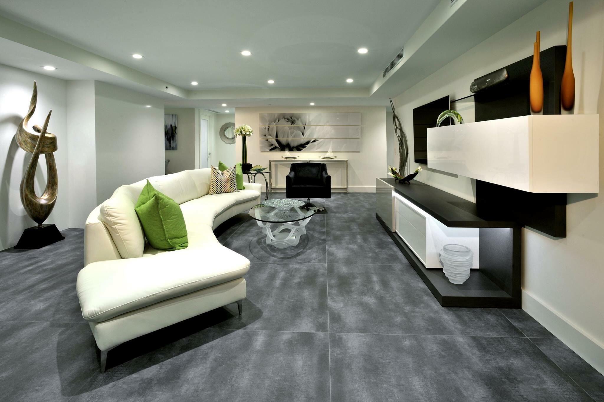 TRAFALGAR OF HIGHLAND BEA - Residential Lease