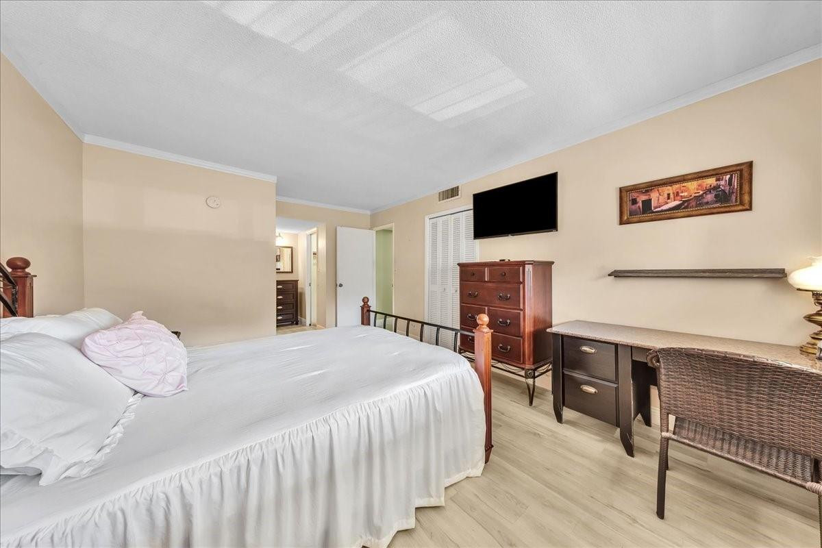 Palm Aire - Residential