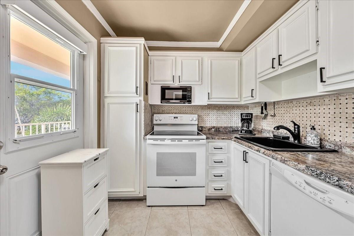 Palm Aire - Residential