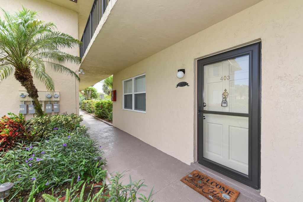 Photo of 1100 E Indiantown Road #403, Jupiter, FL 33477 (MLS # R11017026)