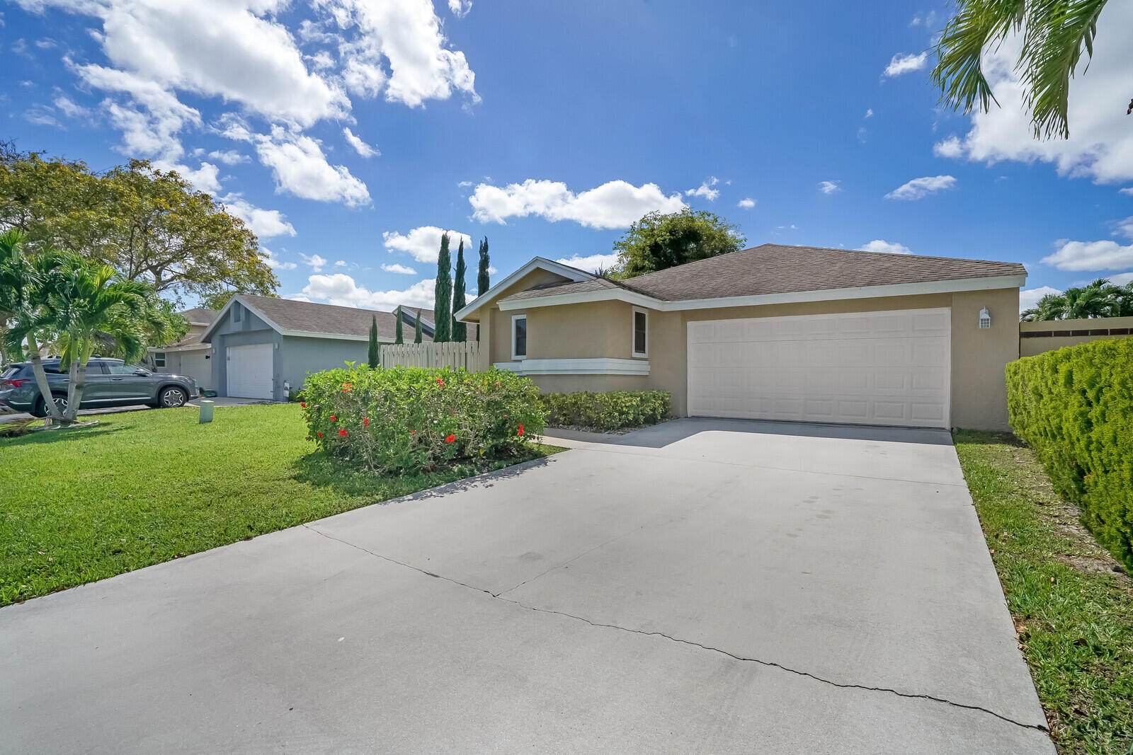 1080 NW 19th Terrace