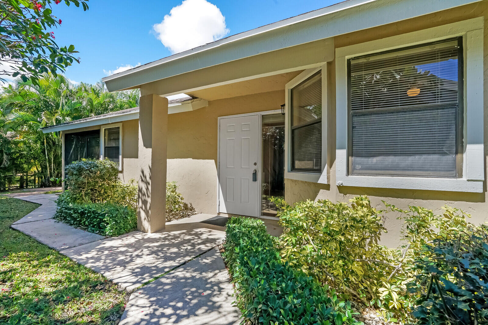 1080 NW 19th Terrace