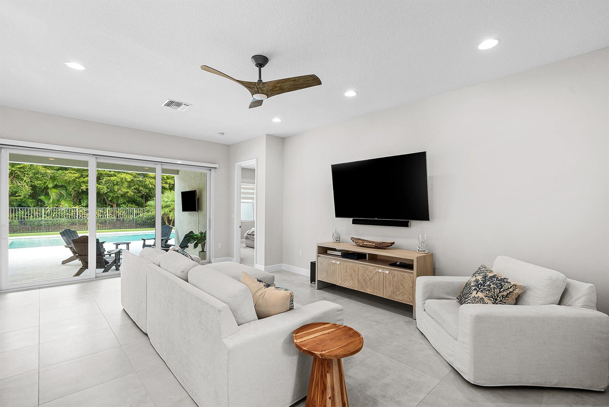 POLO TRACE 2 PUD PLAT NO - Residential