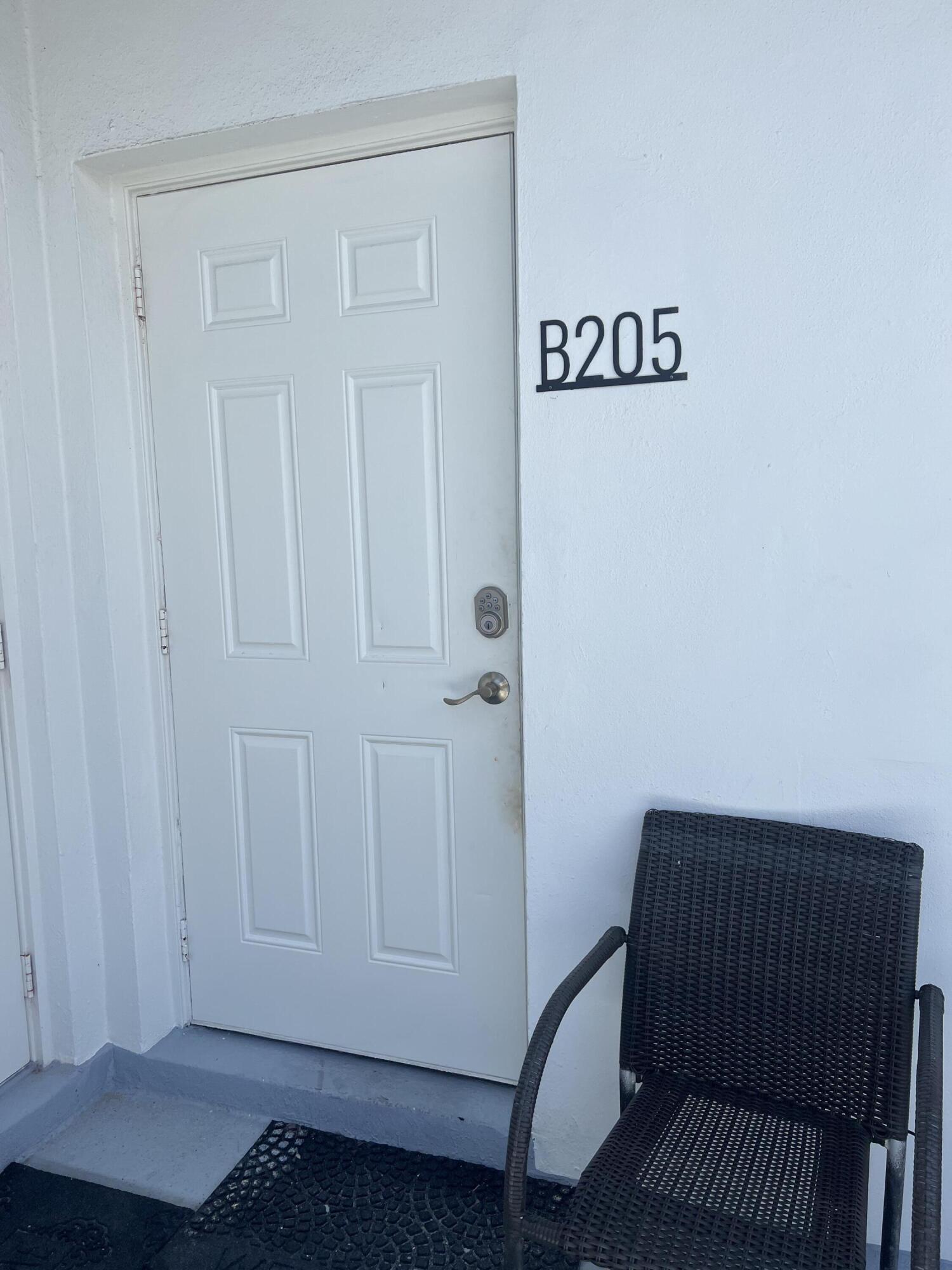 322 Harding Street B205