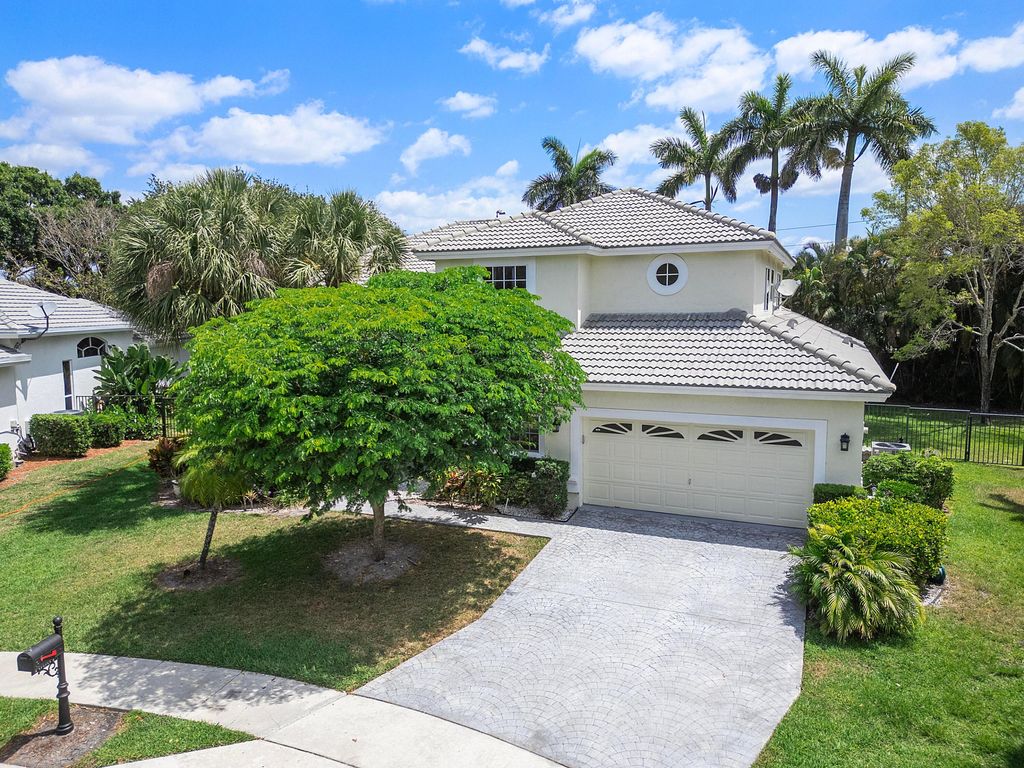 Photo of 10081 Umberland Place, Boca Raton, FL 33428 (MLS # R10981681)