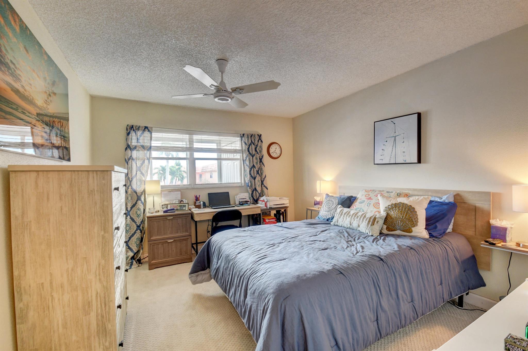 KINGS POINT SAXONY CONDOS - Residential