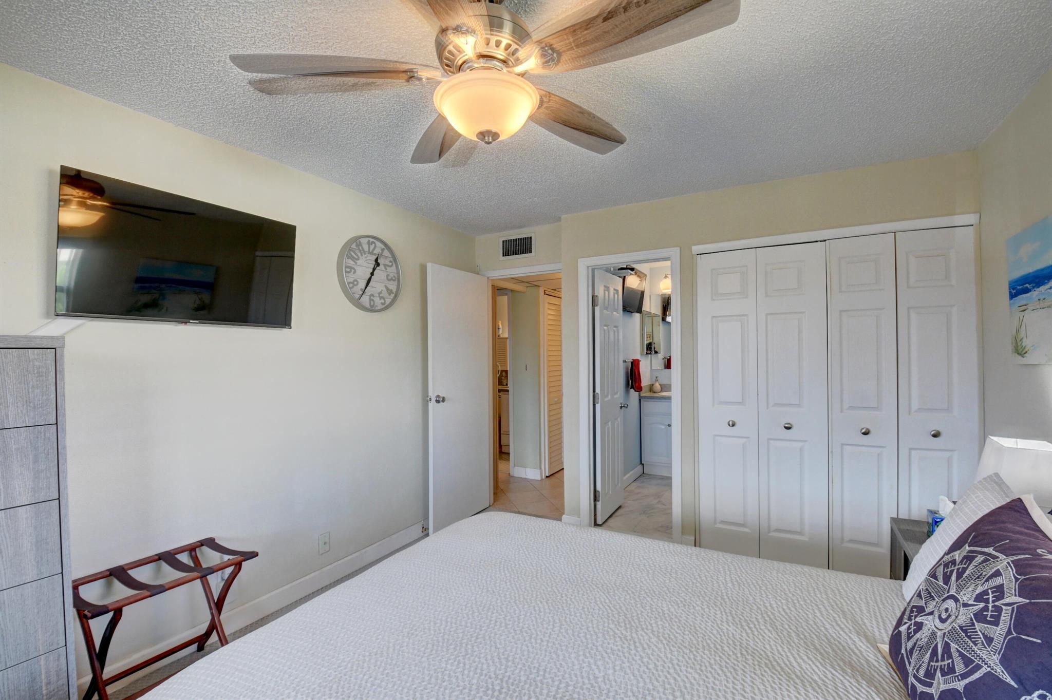 KINGS POINT SAXONY CONDOS - Residential