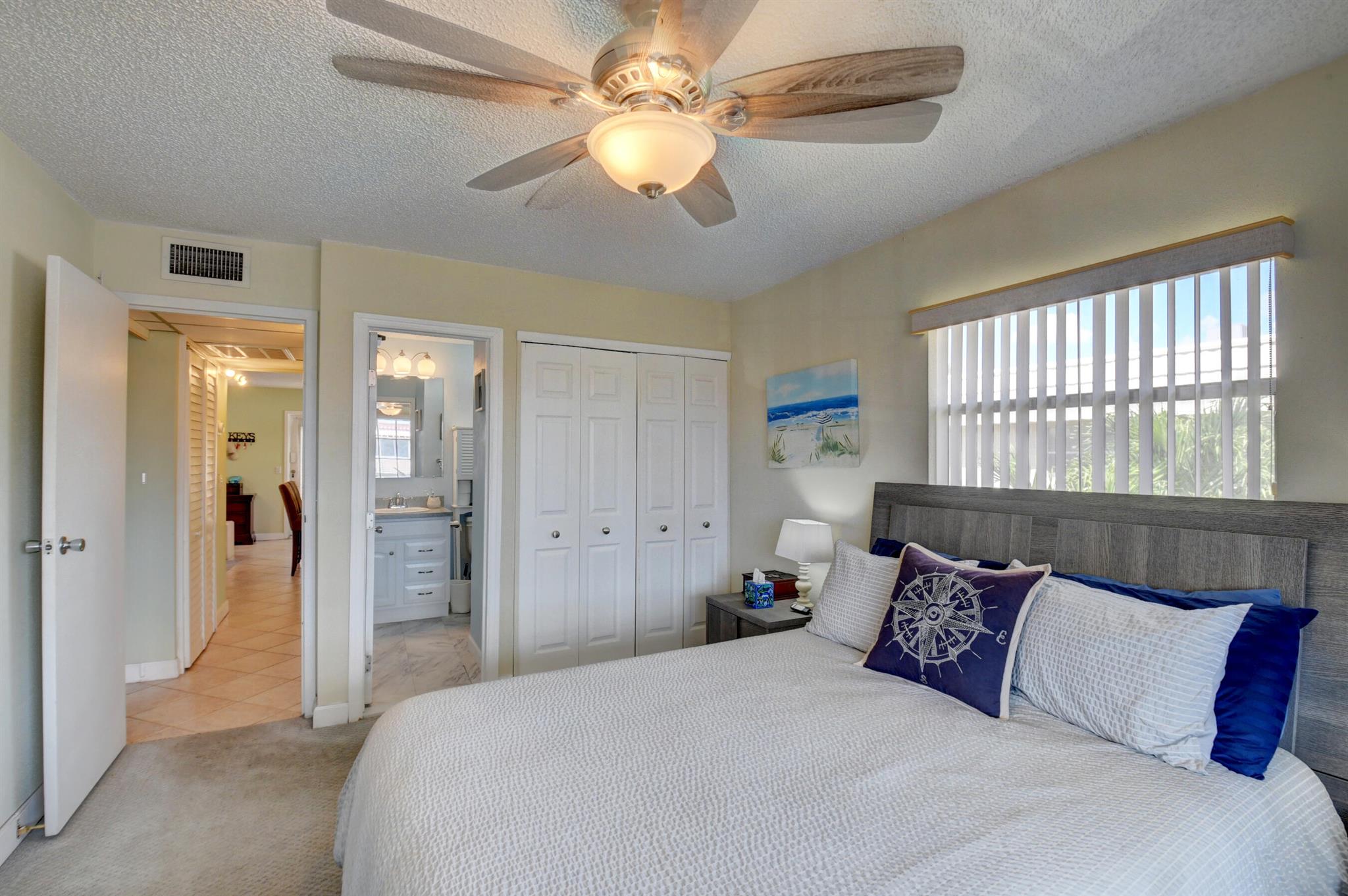 KINGS POINT SAXONY CONDOS - Residential