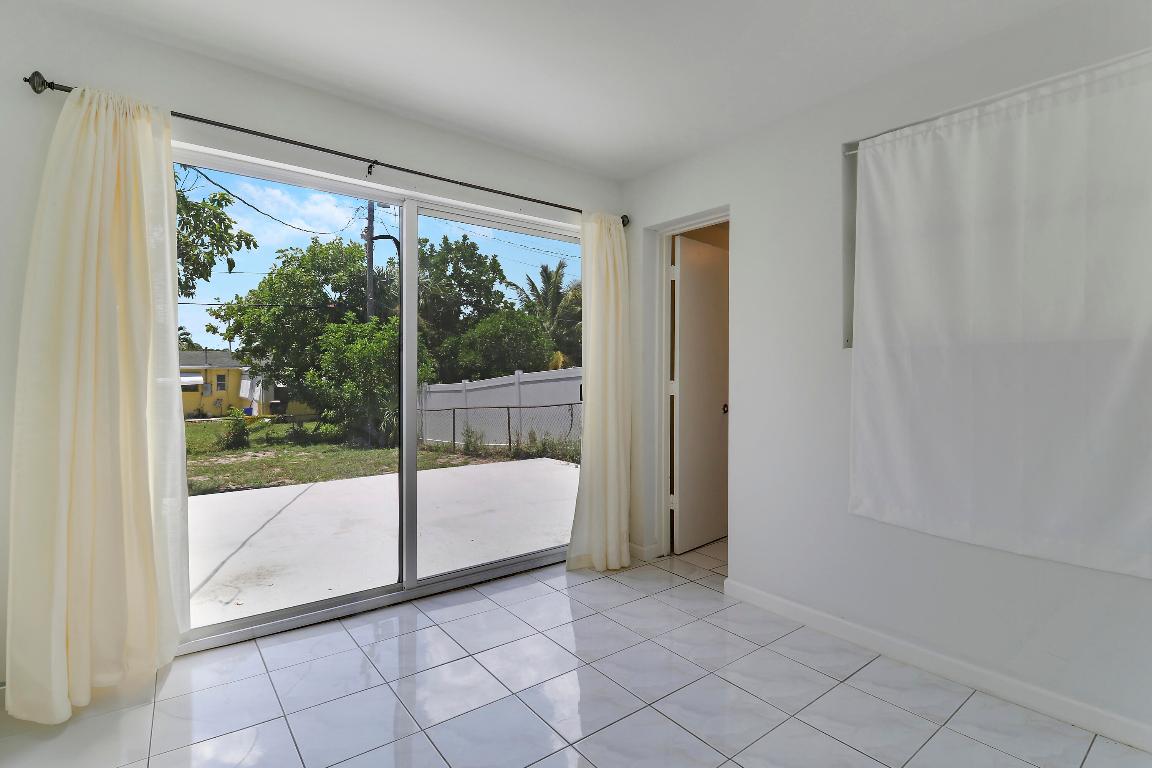 EL MONTE PARK - Residential