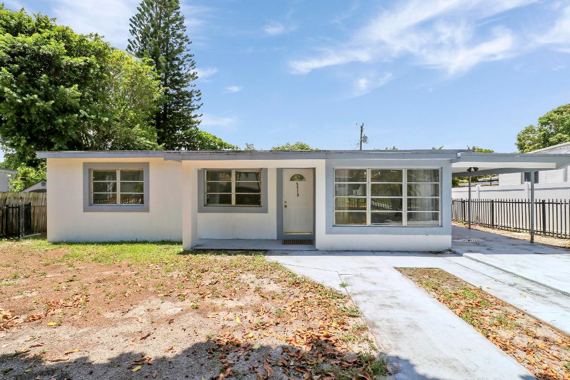 EL MONTE PARK - Residential