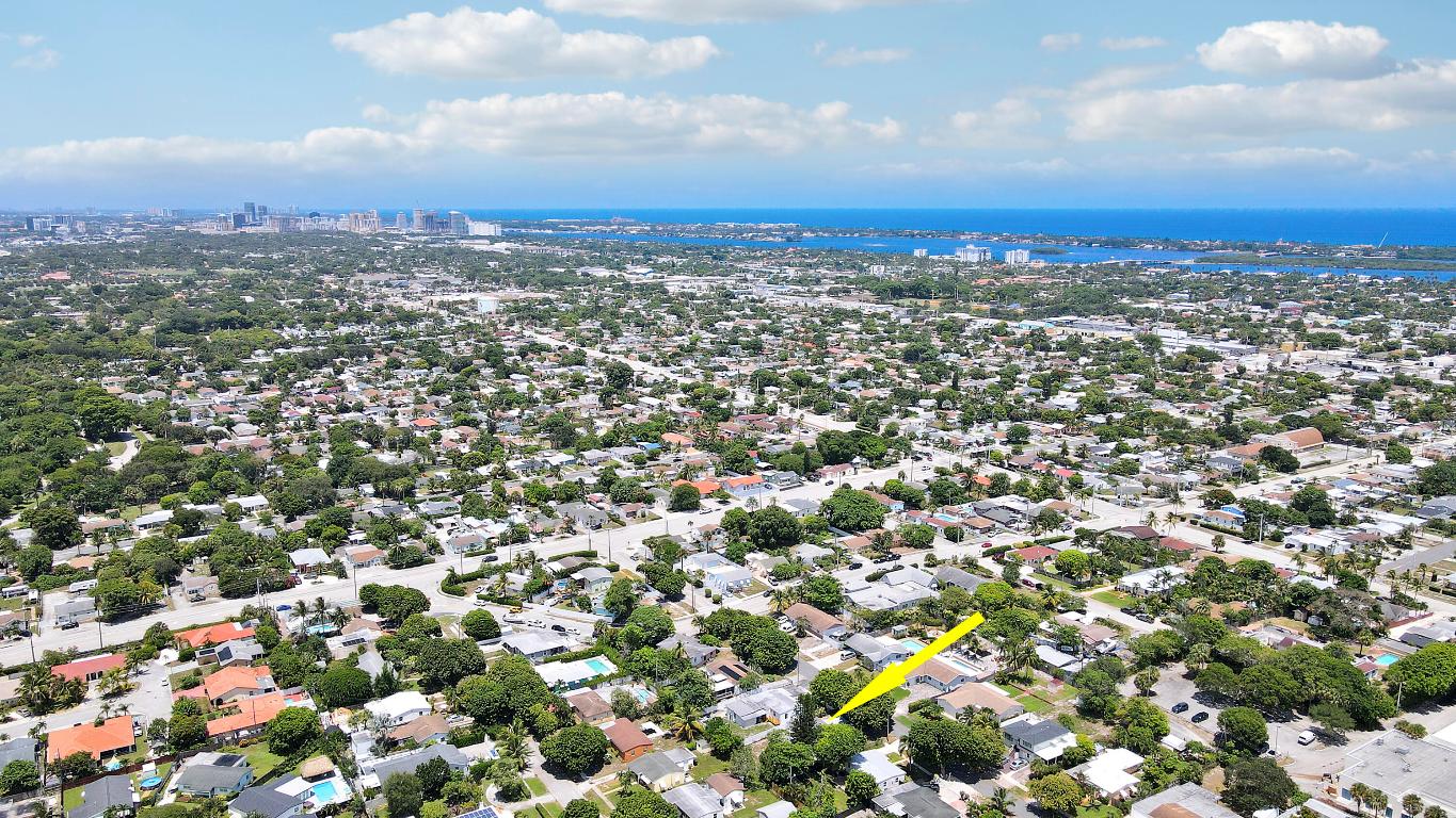 EL MONTE PARK - Residential