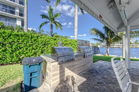 Tiny photo for 6345 Bay Club Drive #3, Fort Lauderdale, FL 33308 (MLS # B26045587)