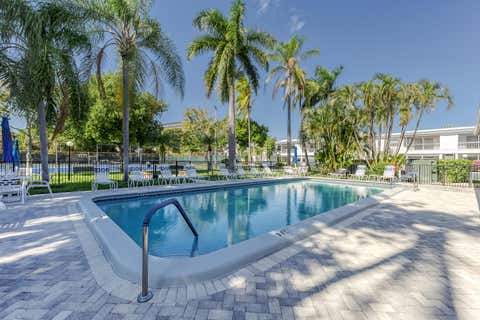 Tiny photo for 6345 Bay Club Drive #3, Fort Lauderdale, FL 33308 (MLS # B26045587)