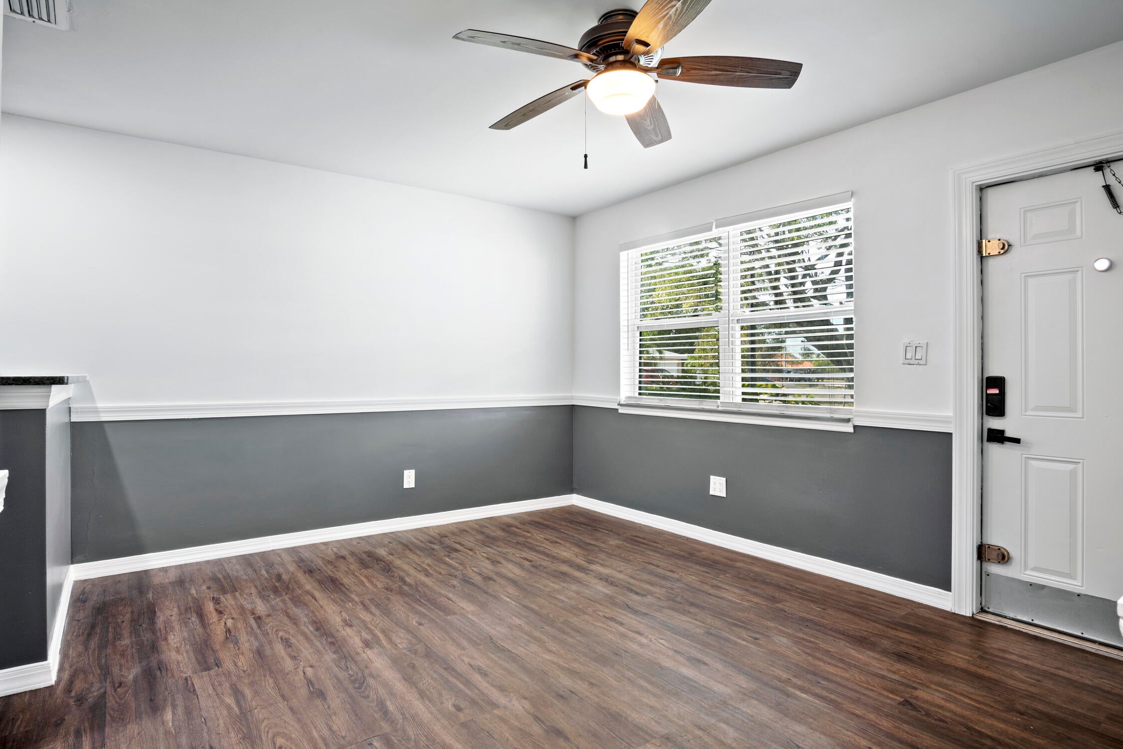 101 NE 35th Street B