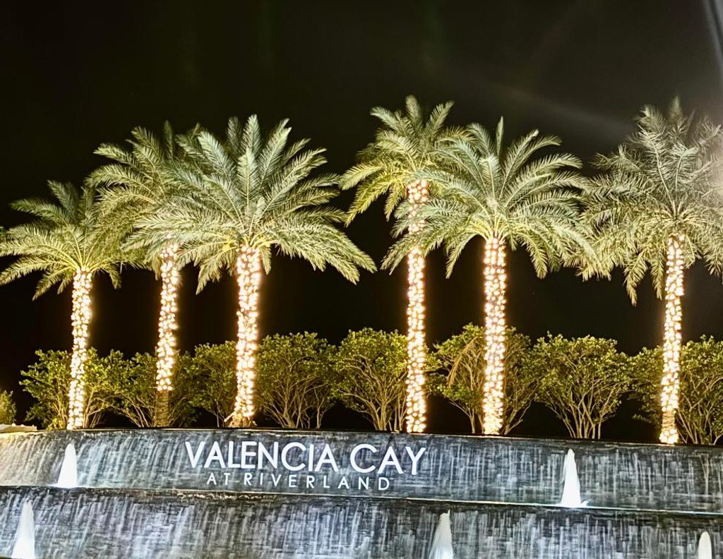 Photo of 12043 SW Jasper Lake Way, Port Saint Lucie, FL 34987 (MLS # R10979943)