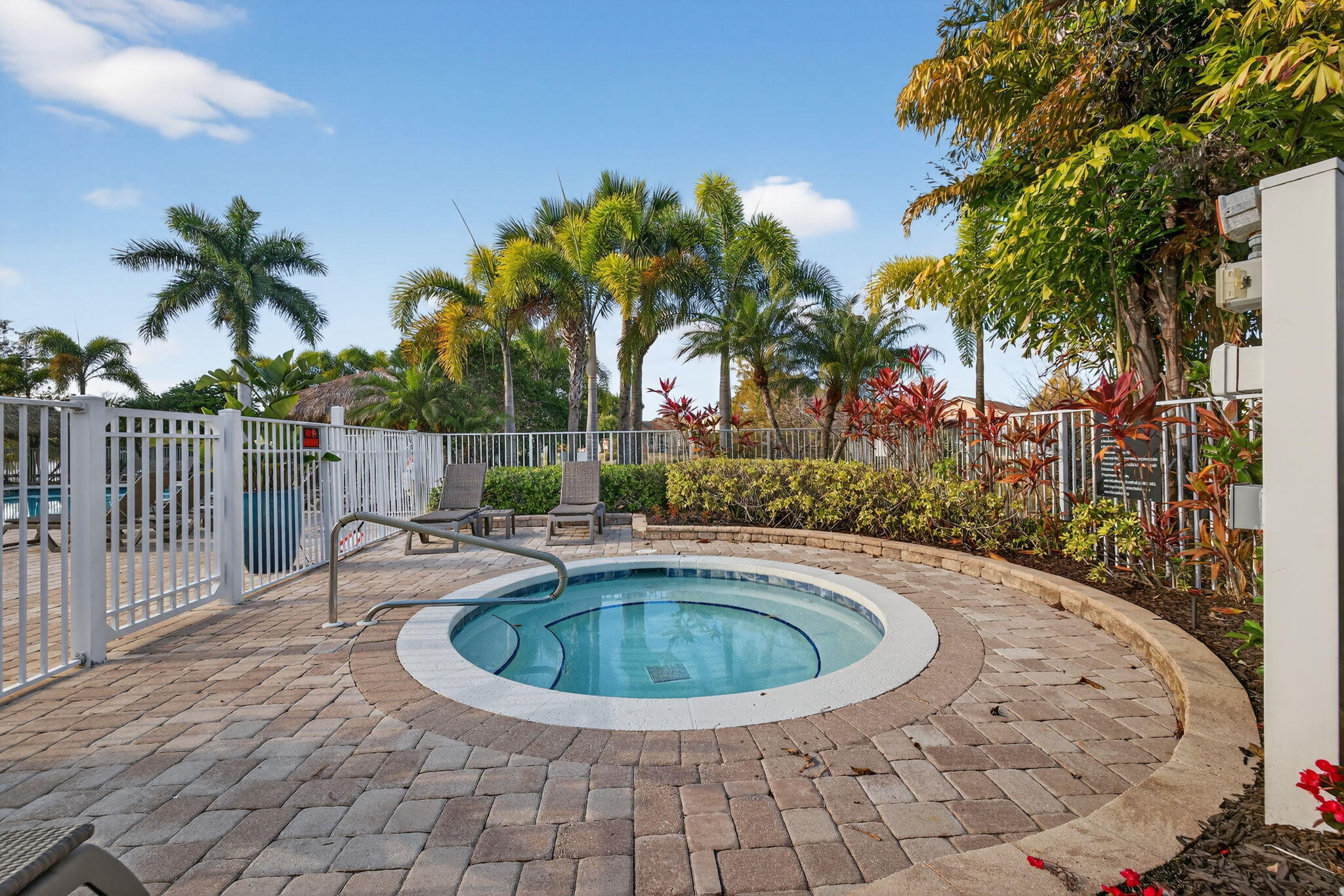 Heritage Oaks - Residential