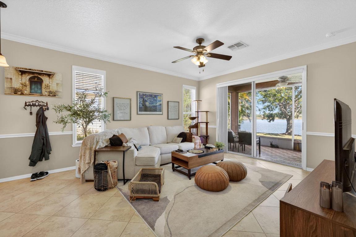 9922 SW Glenbrook Drive