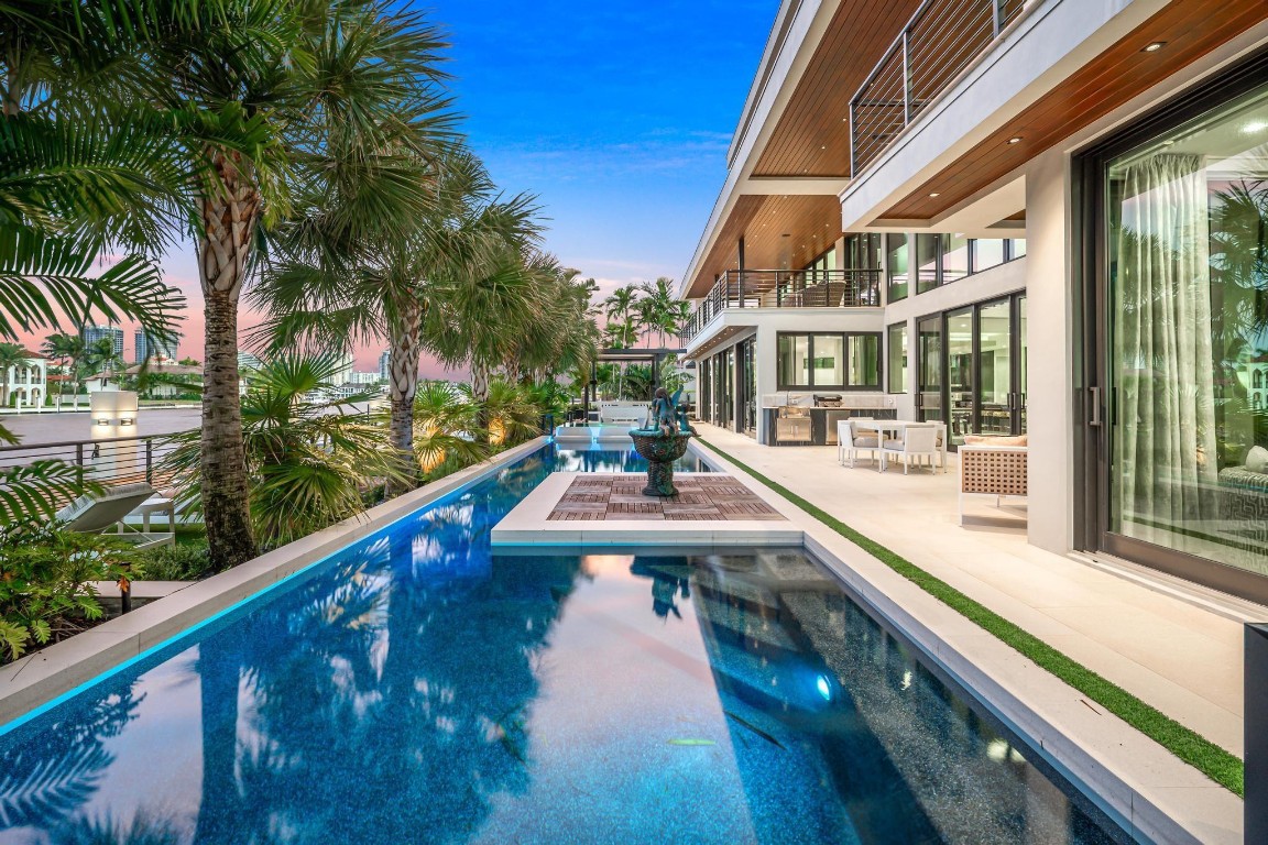SUNRISE KEY - Residential