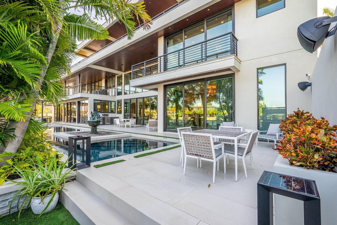 SUNRISE KEY - Residential