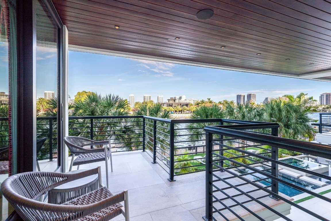 SUNRISE KEY - Residential