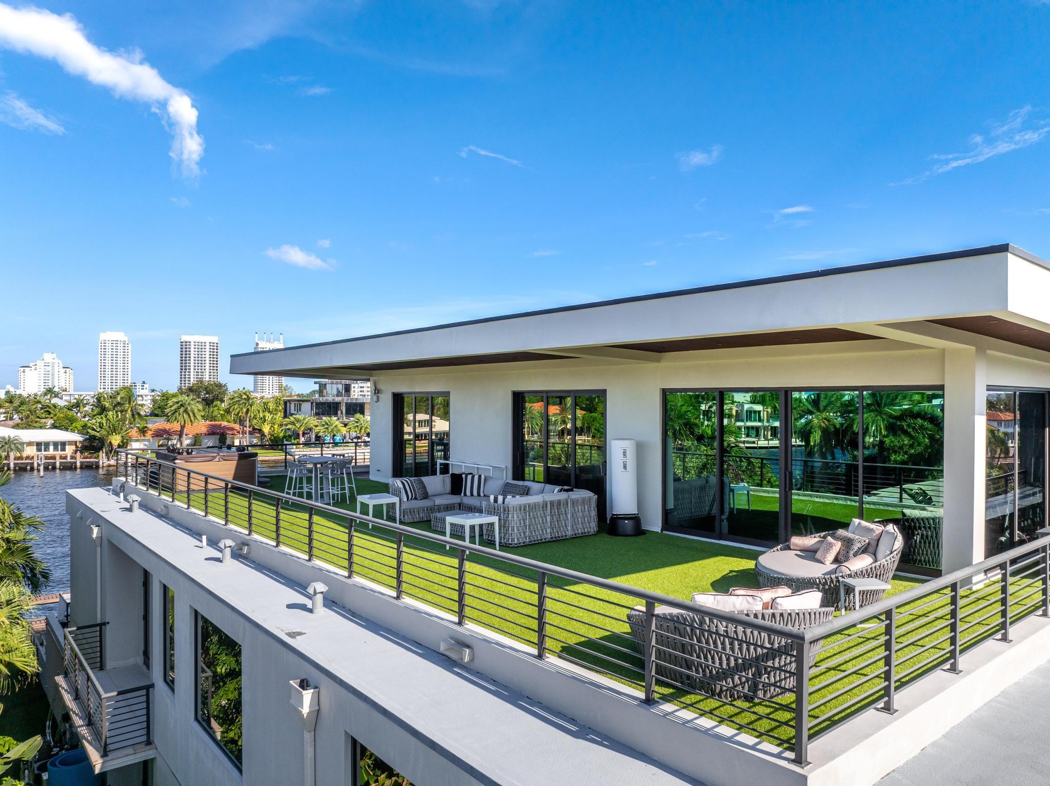 SUNRISE KEY - Residential