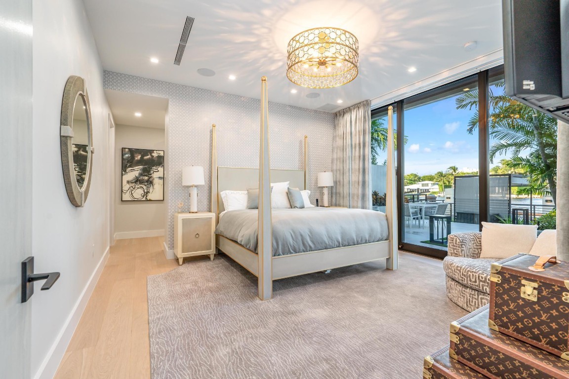 SUNRISE KEY - Residential