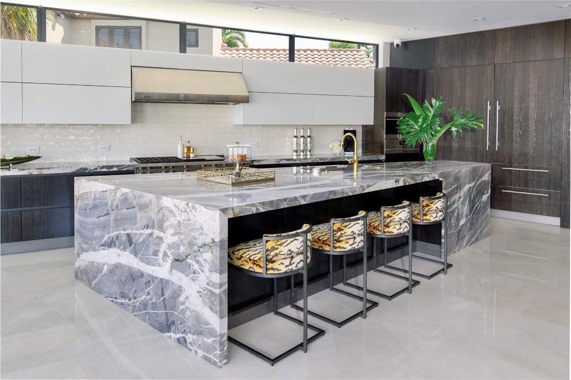 SUNRISE KEY - Residential