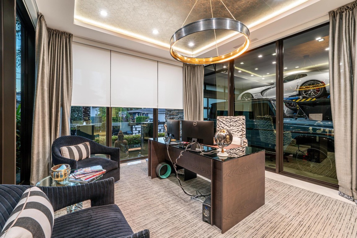 SUNRISE KEY - Residential