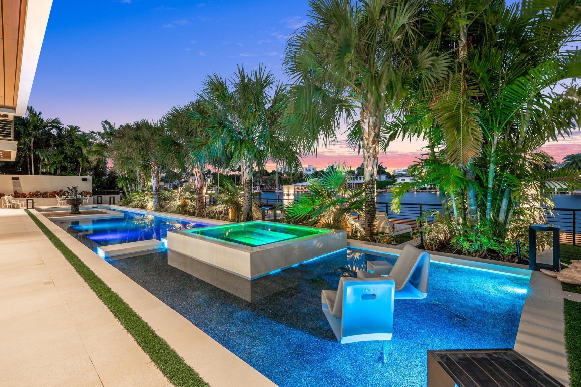 SUNRISE KEY - Residential