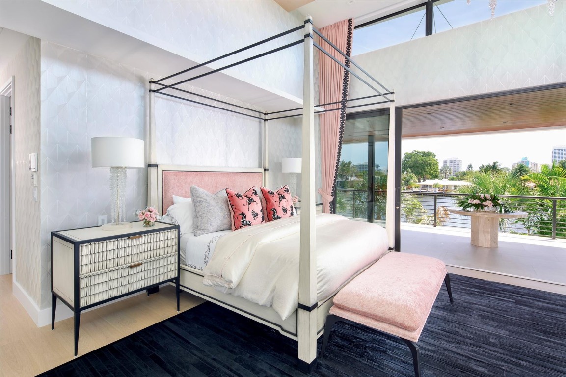 SUNRISE KEY - Residential