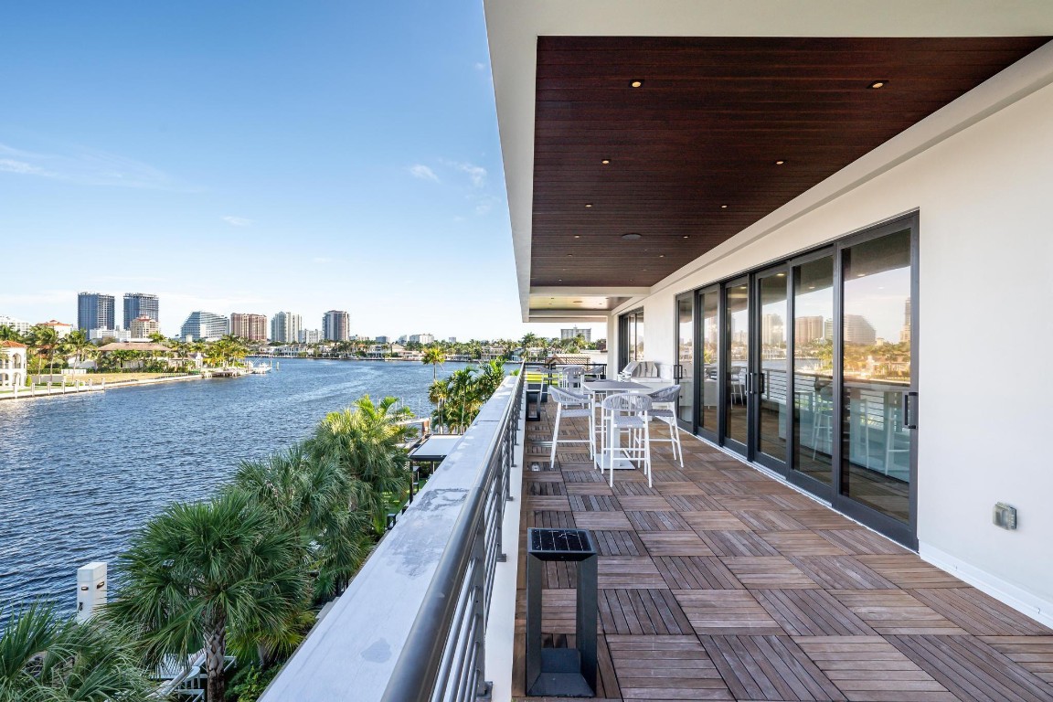 SUNRISE KEY - Residential