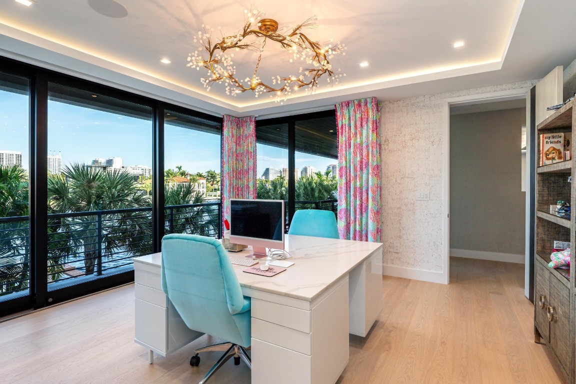 SUNRISE KEY - Residential