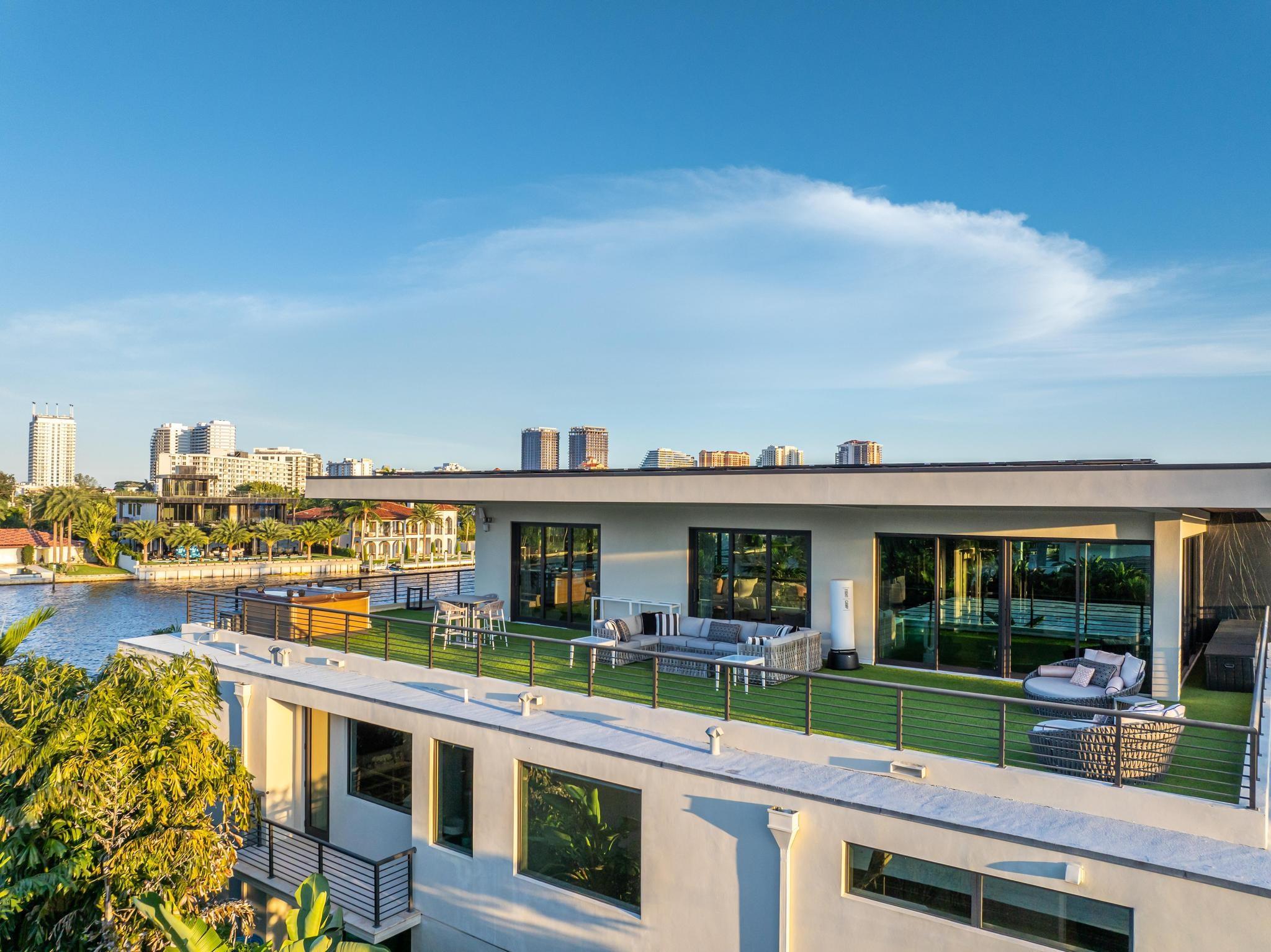 SUNRISE KEY - Residential