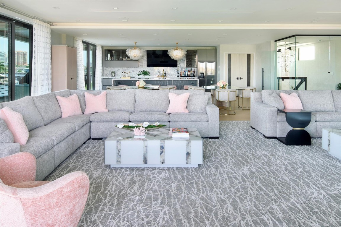 SUNRISE KEY - Residential