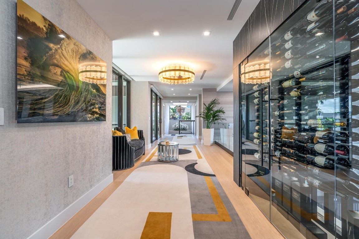 SUNRISE KEY - Residential