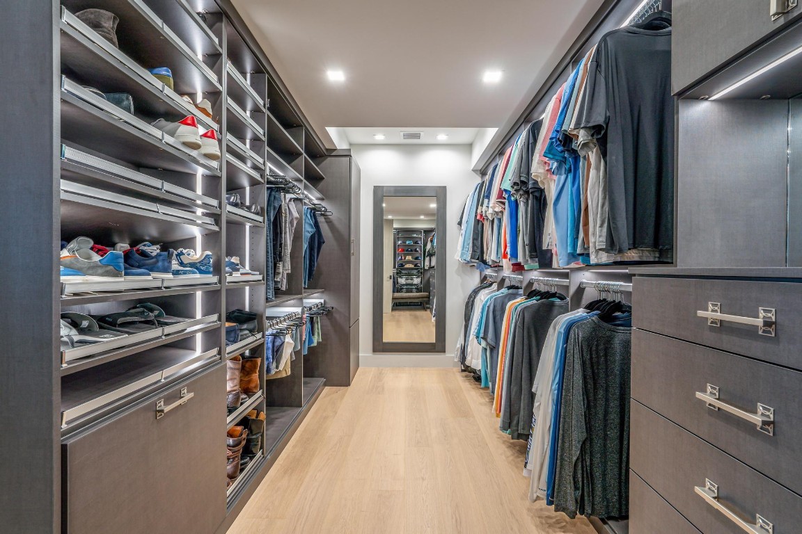 SUNRISE KEY - Residential