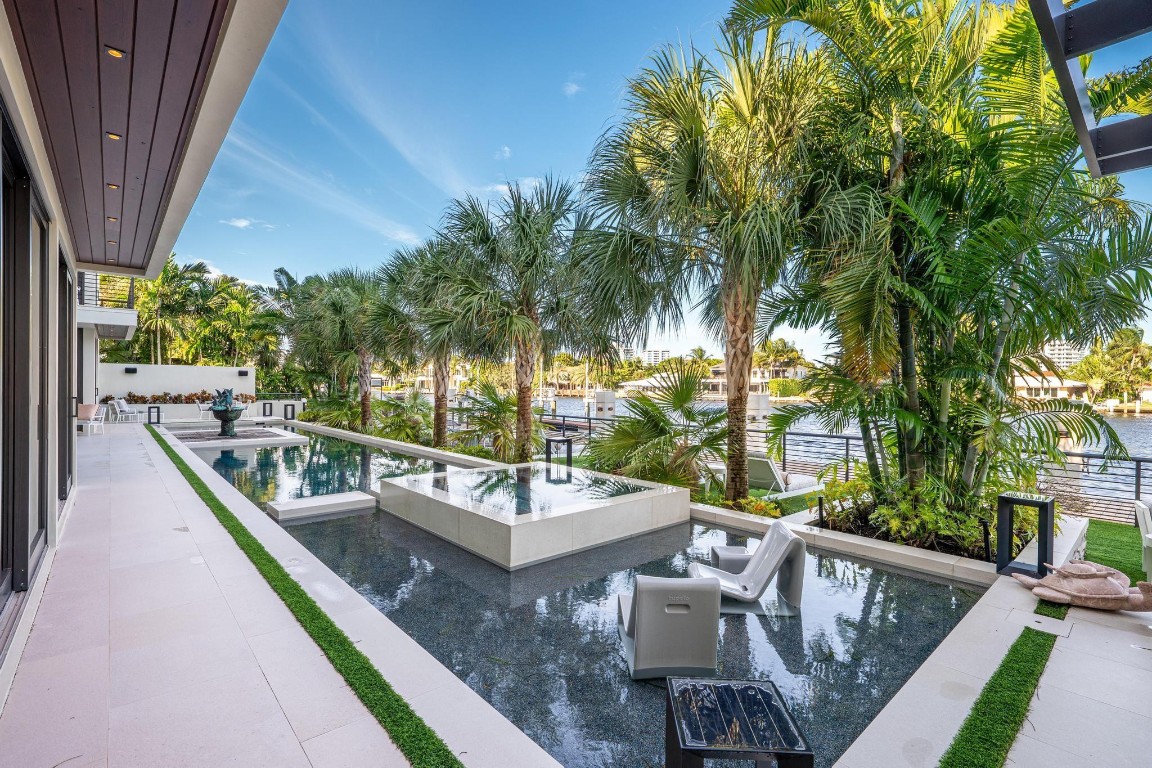 SUNRISE KEY - Residential