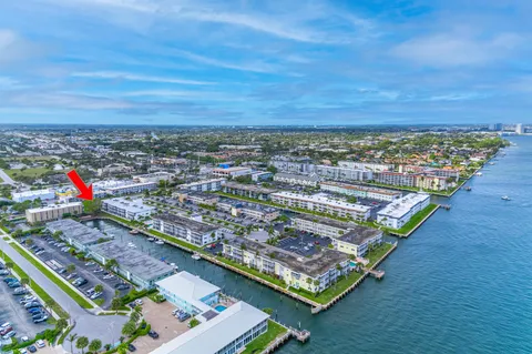 130 Doolen Court Unit 209, North Palm Beach, FL MLS: R11053011
