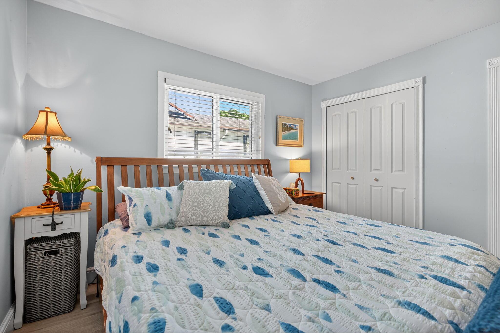 PINE KNOLL UNRECORDED / R - Residential