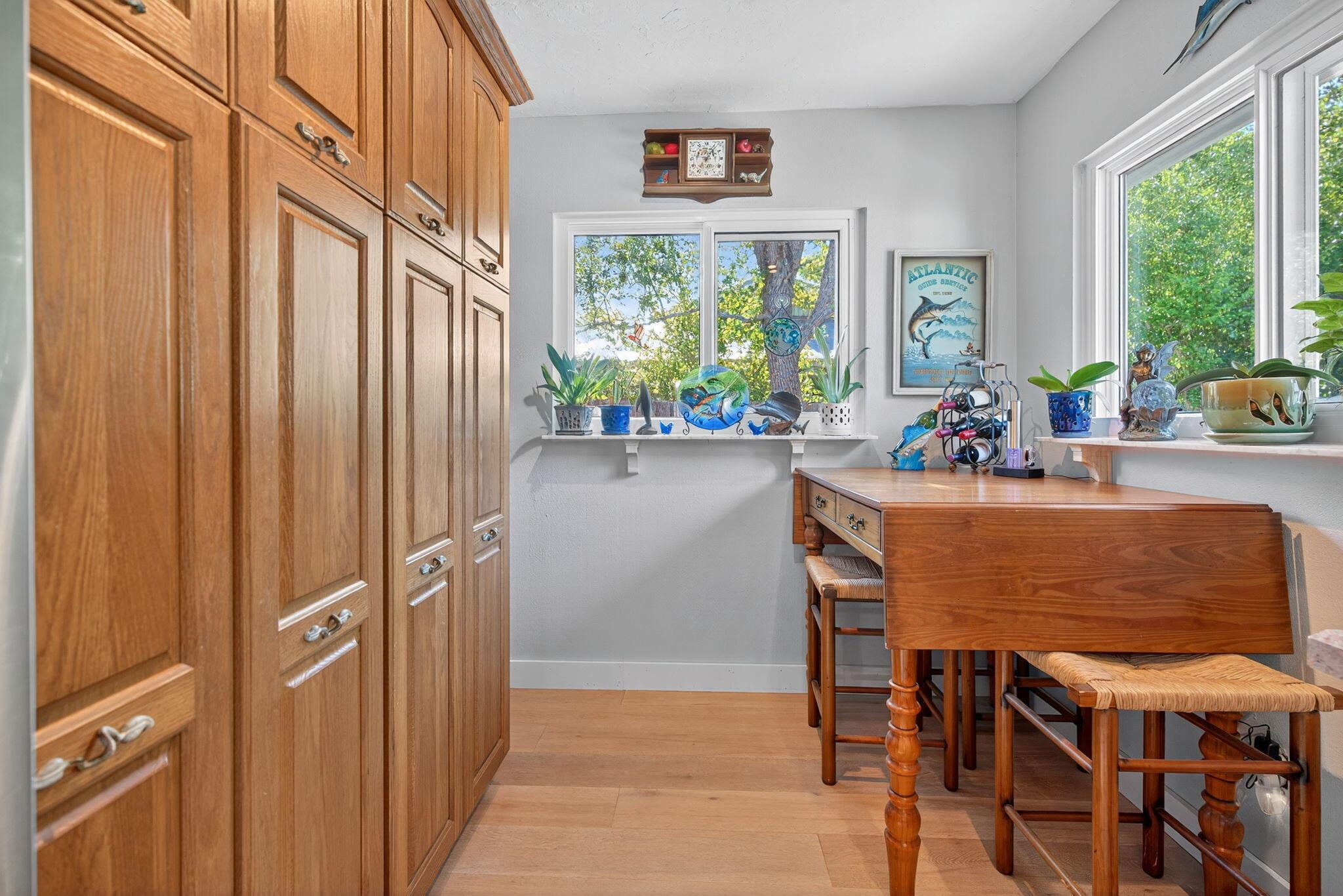 PINE KNOLL UNRECORDED / R - Residential