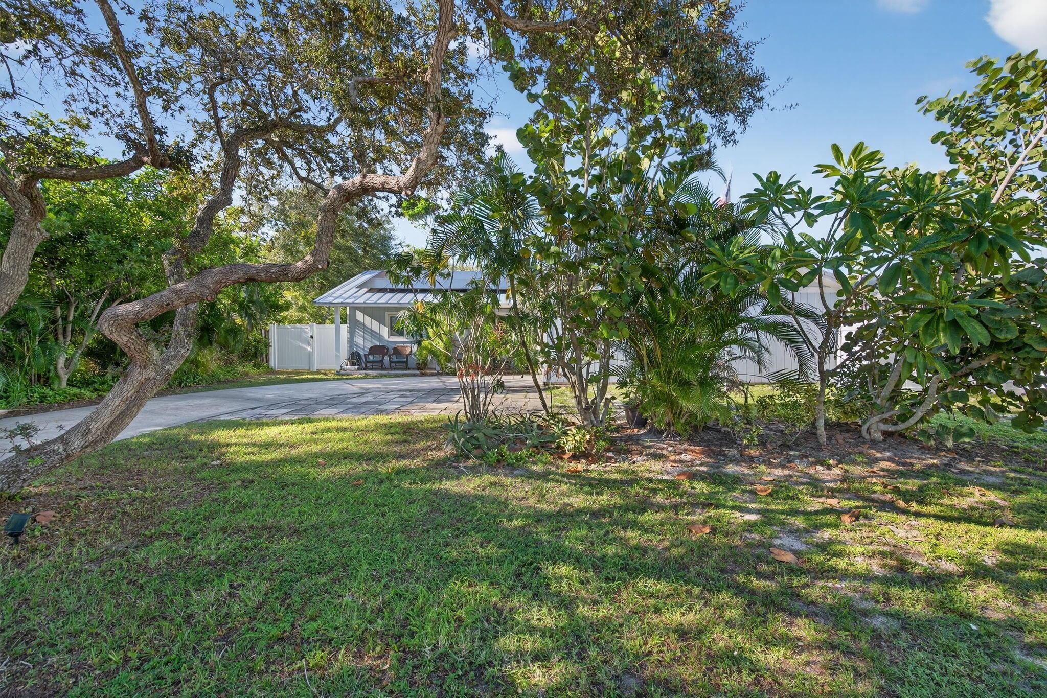 PINE KNOLL UNRECORDED / R - Residential