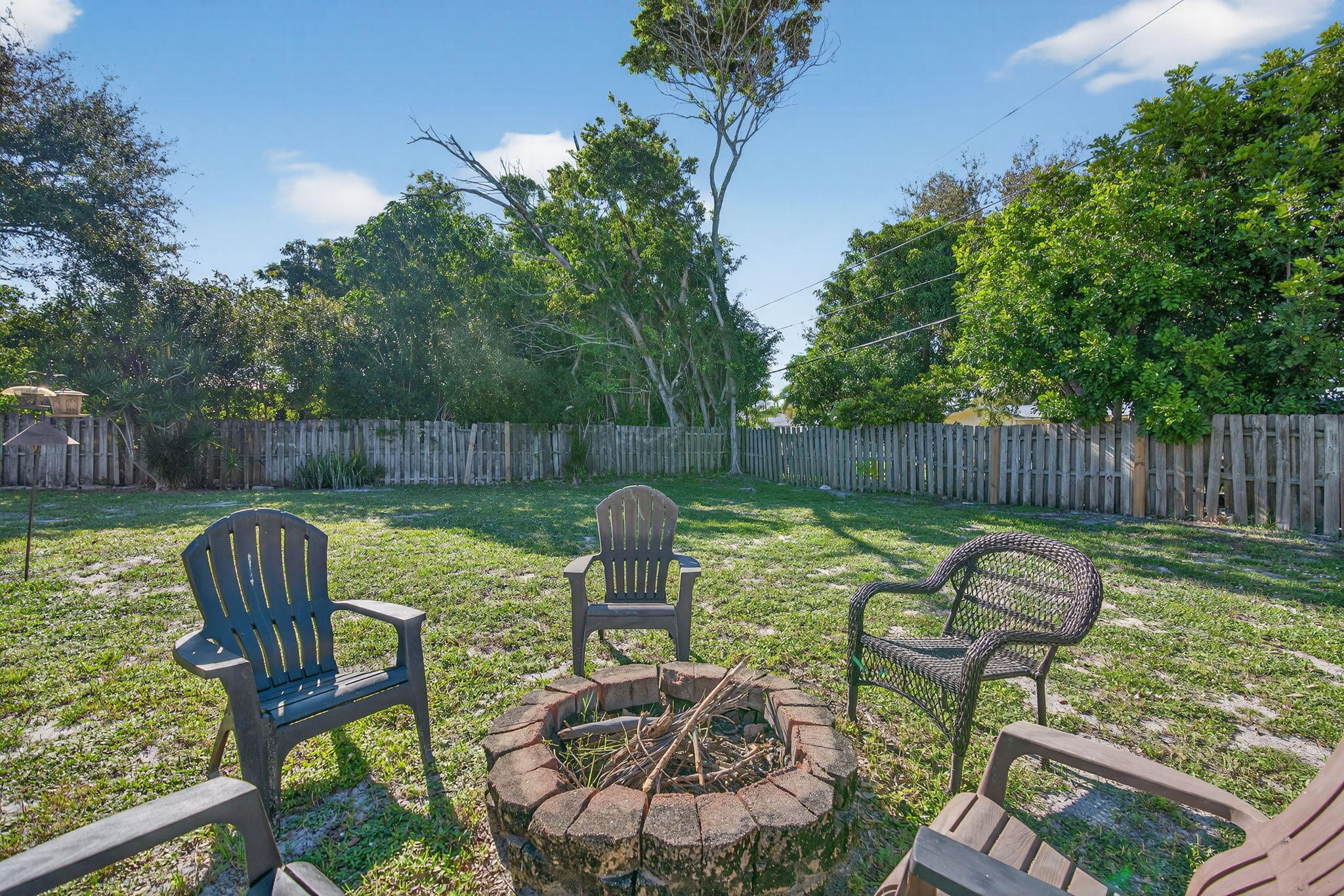 ROCKY POINT / PINE KNOLL UNRECORDED - Residential